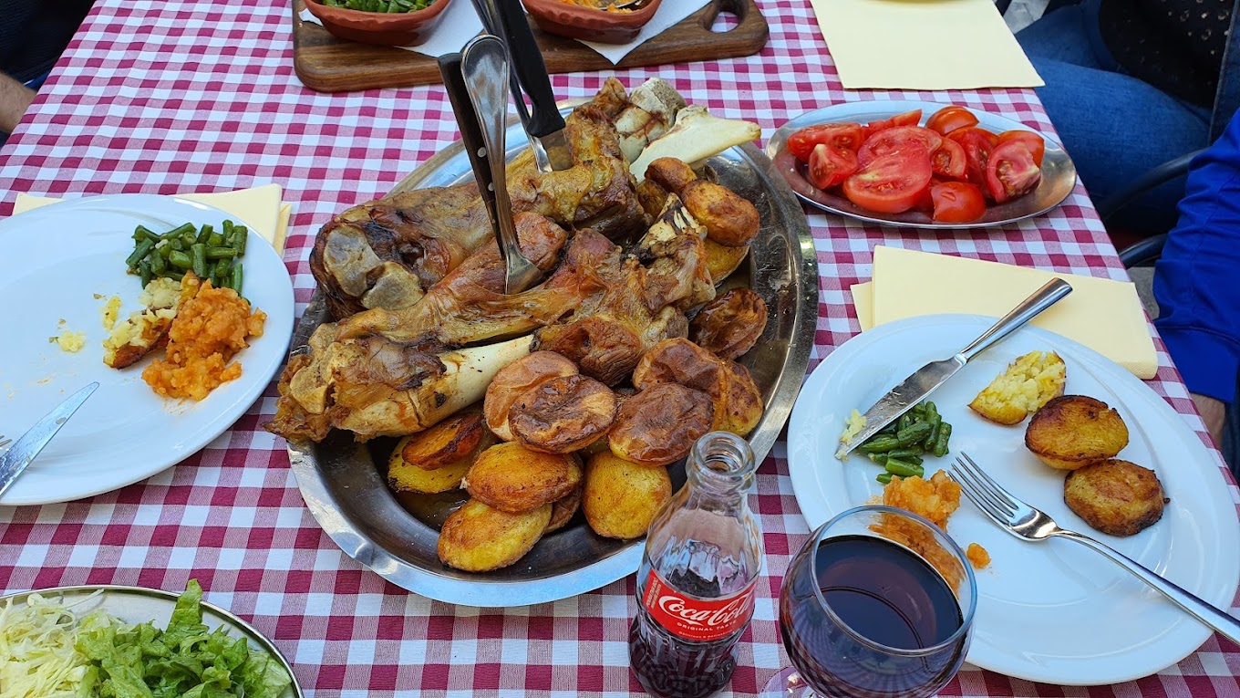 Janjeća peka